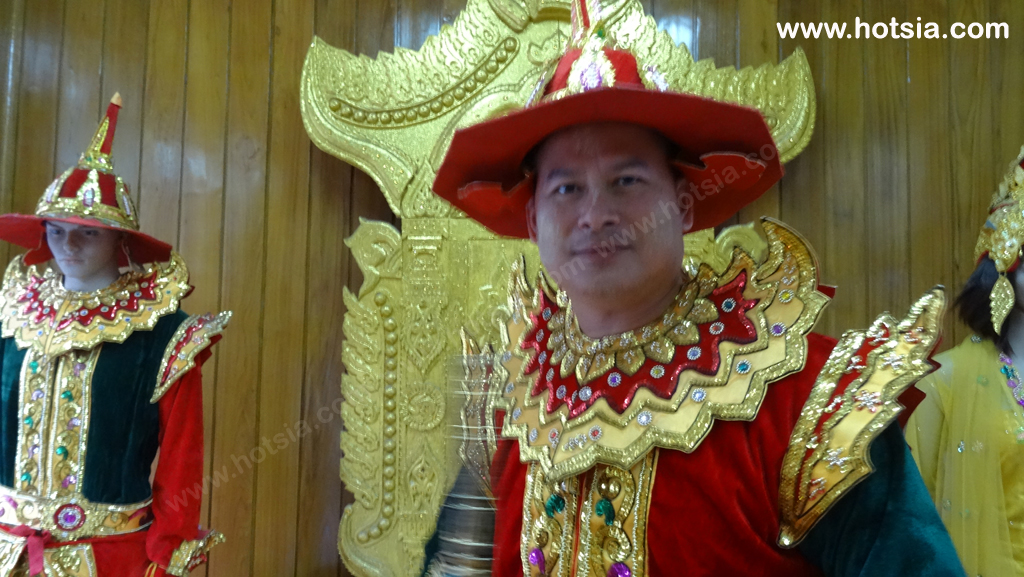 เที่ยวพม่าด้วยตัวเอง มัณฑเลย์ แต่งชุดกษัตริย์ ในบากัน พุกาม พม่า