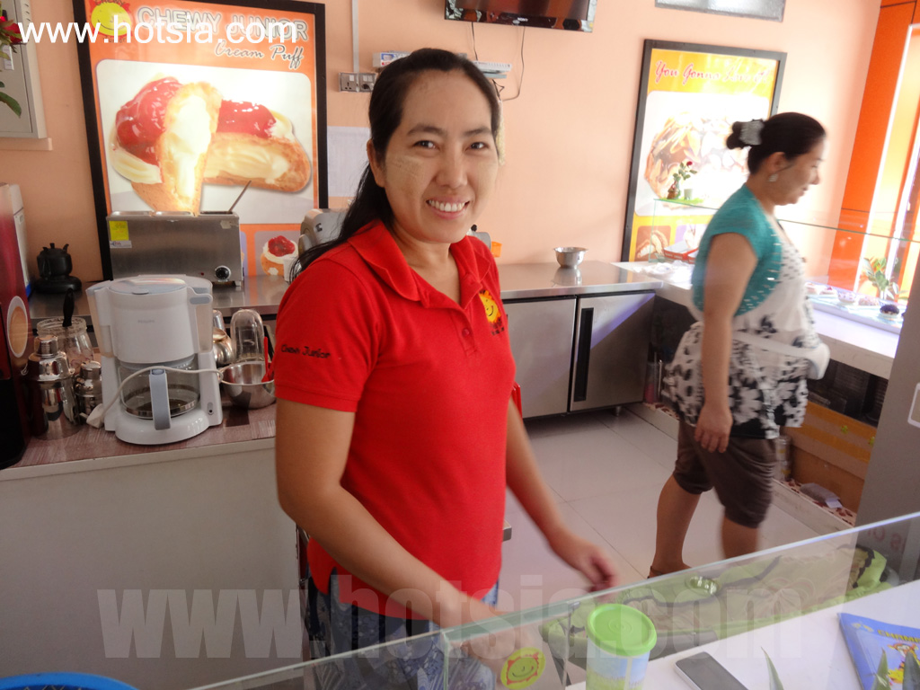 เที่ยวพม่าด้วยตัวเอง เที่ยวมัณฑะเลย์ด้วยตัวเอง แนะนำร้านกาแฟติดแอร์ wifi เร็ว ในมัณฑะเลย์