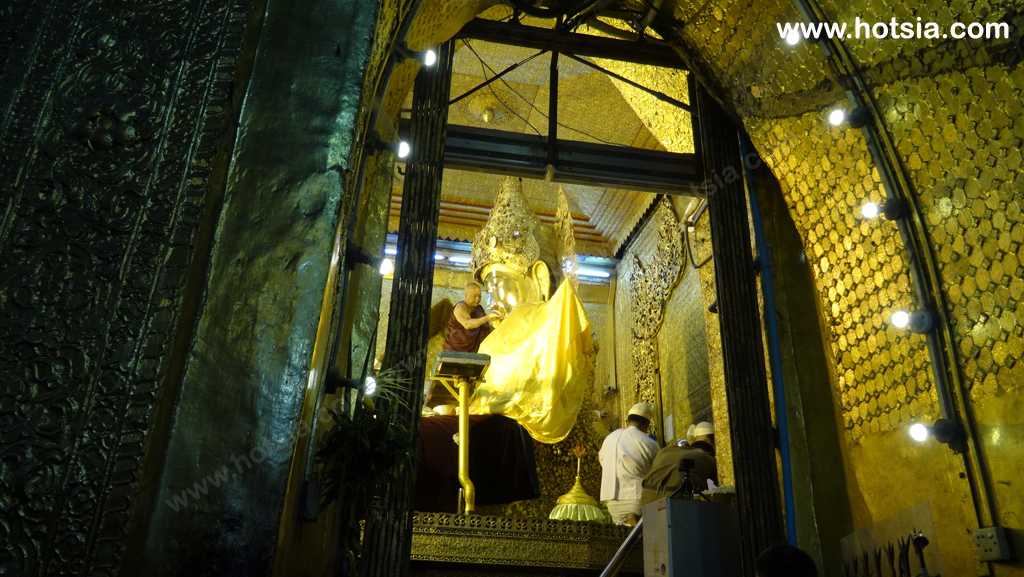 เที่ยวพม่าด้วยตัวเอง มัณฑะเลย์ พิธีล้างหน้าพระมหามัยมุนี