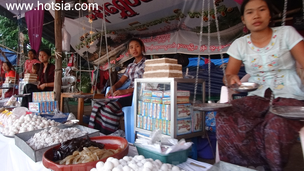 เที่ยวพม่าด้วยตัวเอง เที่ยวมัณฑะเลย์ด้วยตัวเอง ตลาดเทพี มัณฑะเลย์