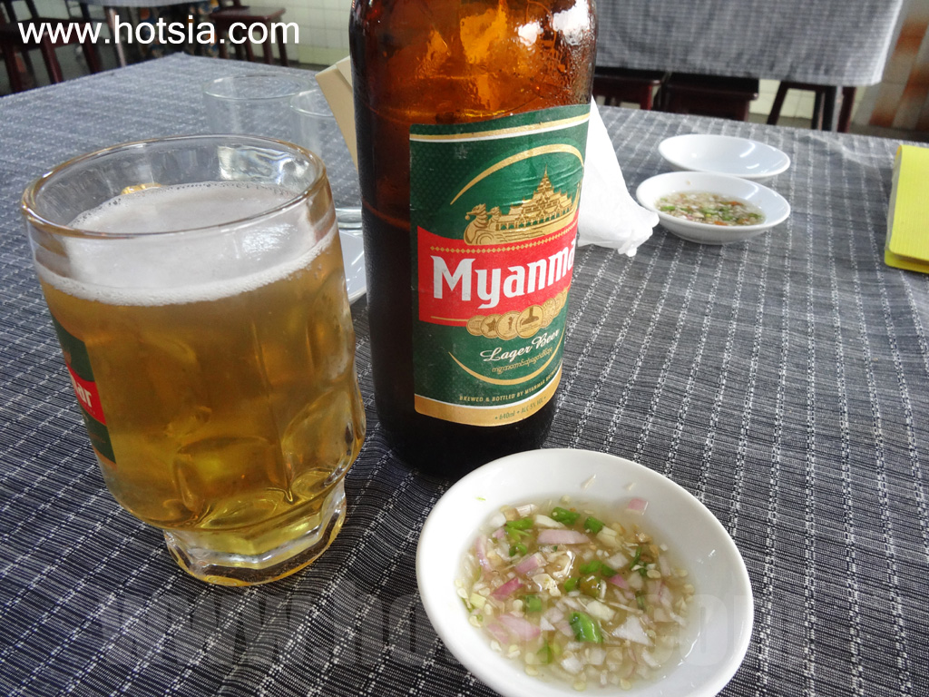 เที่ยวมะละแหม่งด้วยตัวเอง ร้านอาหารแนะนำในมะละแหม่ง ไก่ผัดมะละแหม่ง