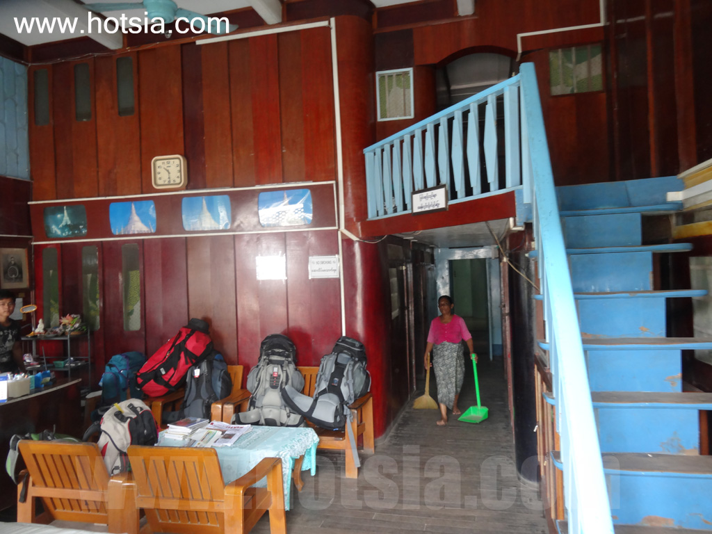 เที่ยวมะละแหม่งด้วยตัวเอง breeze guesthouse
