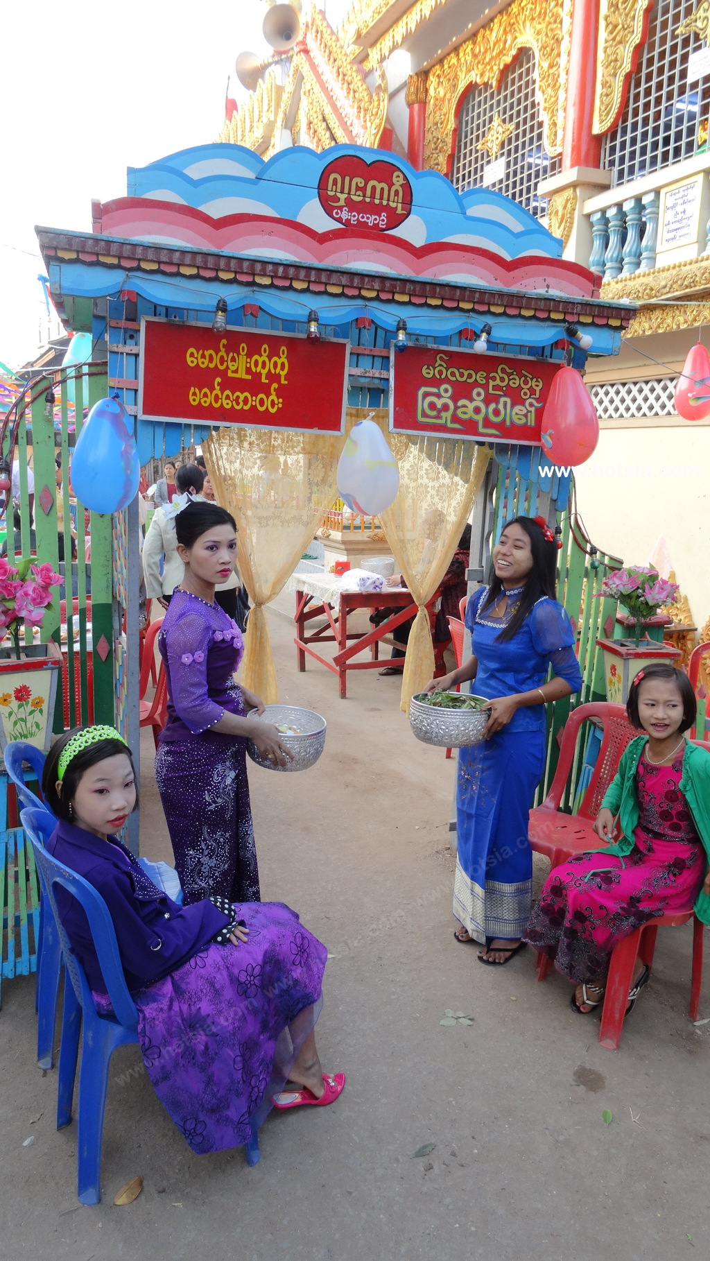 เที่ยวพม่า เมืองโมนยวา งานแต่งงานแบบพม่า เมืองโมนยวา