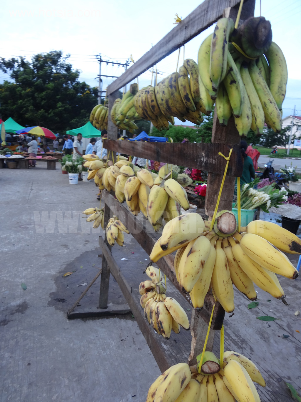 เที่ยวเมืองเนปิดอว์ด้วยตัวเอง ตลาดเย็นเนปิดอว์