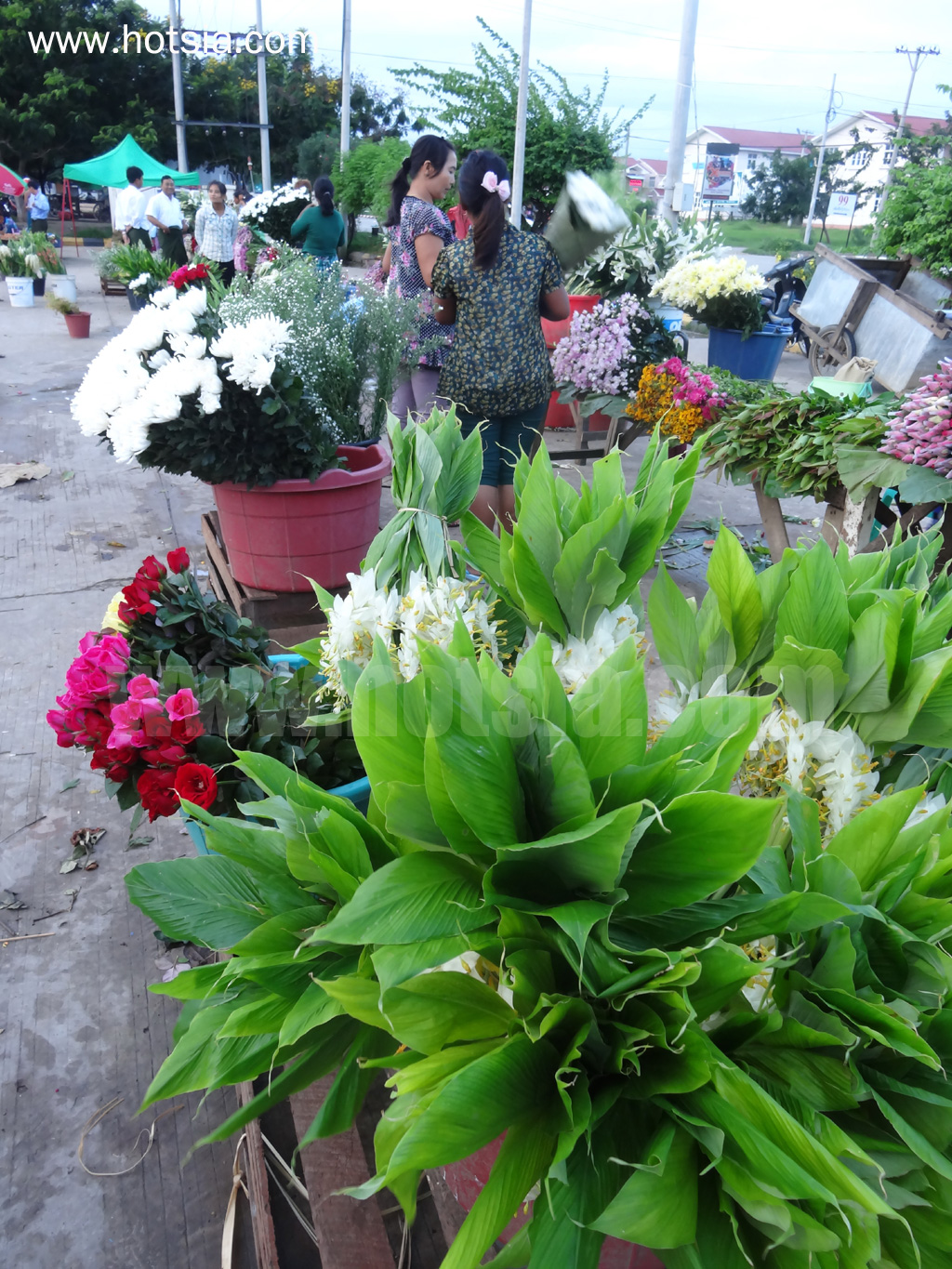 เที่ยวเมืองเนปิดอว์ด้วยตัวเอง ตลาดเย็นเนปิดอว์