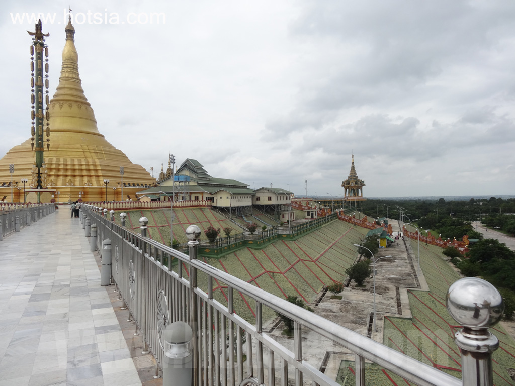 เที่ยวเนปิดอว์ด้วยตัวเอง เจดีย์ชเวดากอง เนปิดอว์