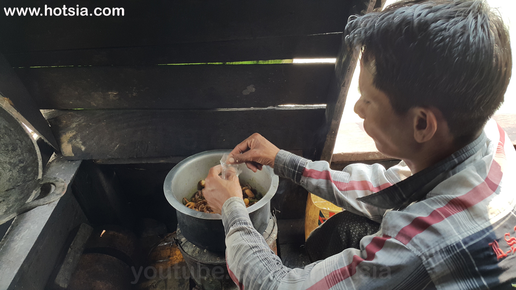 รัฐยะไข่ ล่องเรือซิตตเวสู่มรัคอู