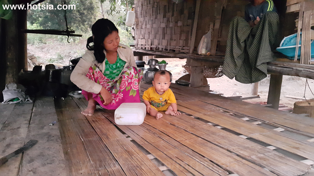 รัฐยะไข่ โฮมสเตย์หมู่บ้านคนสักหน้าในมรัคอู รัฐยะไข่ พม่า