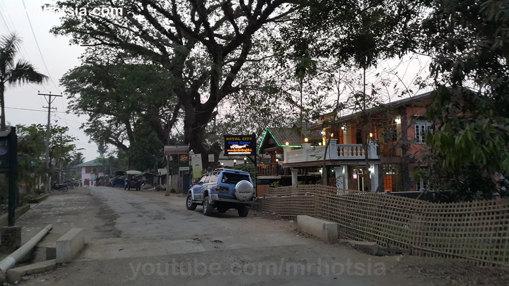 รัฐยะไข่ โรงแรมที่พักในมรัคอู รัฐยะไข่พม่า