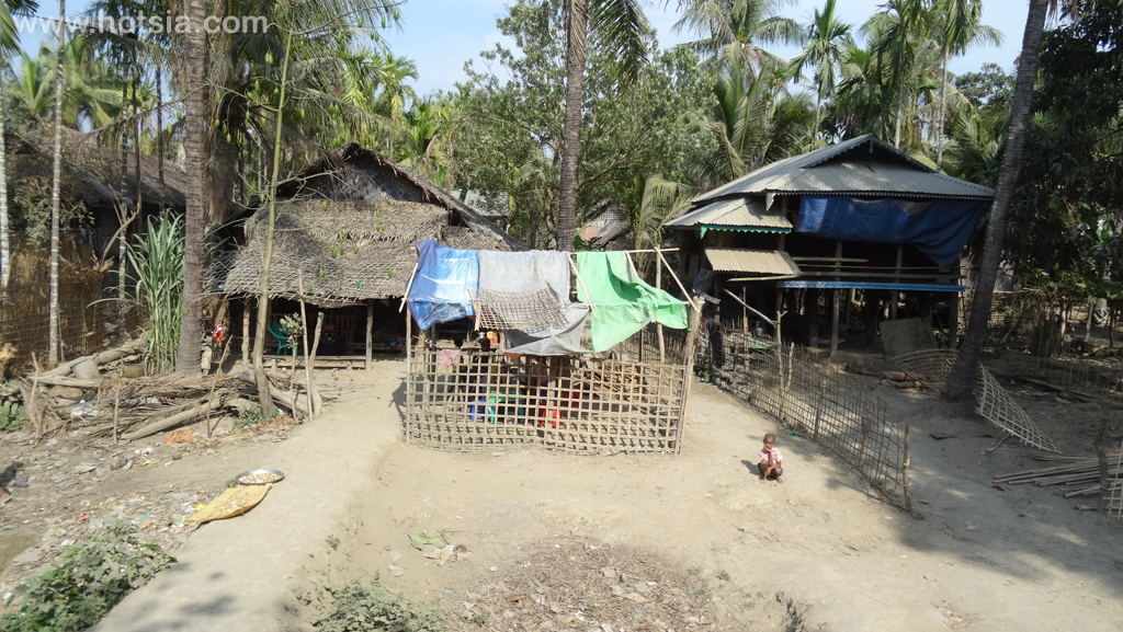 รัฐยะไข่ บ้านชาวบ้านเขตชนบทในซิตตเว พม่า