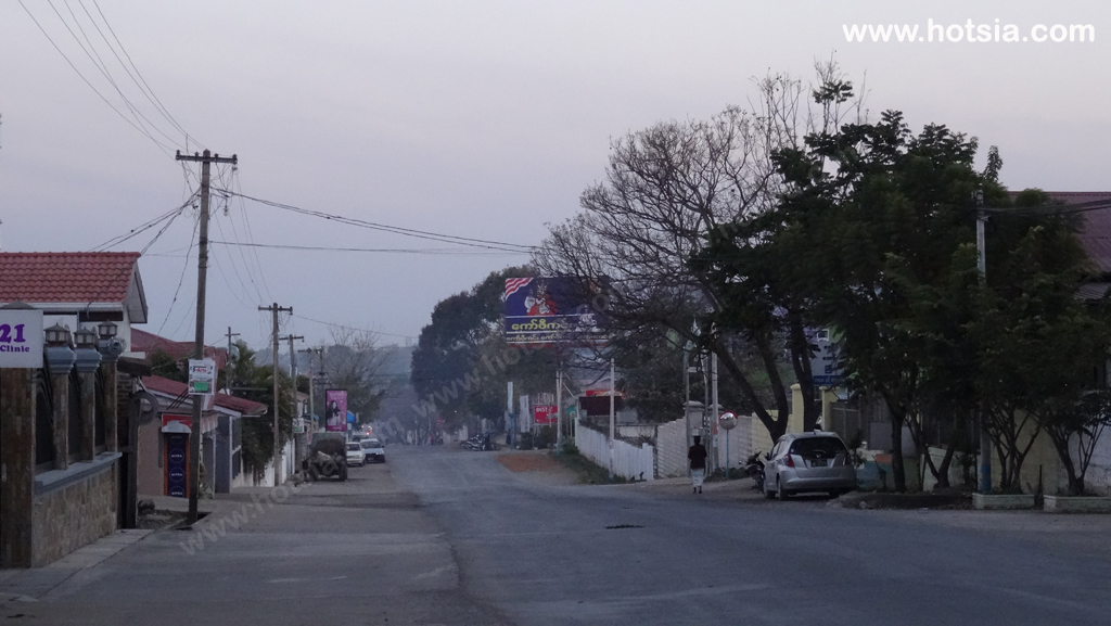 เที่ยวพม่า เมืองตองยี รัฐฉาน พม่า ตลาดเช้าในเมืองตองยี รัฐฉาน พม่า
