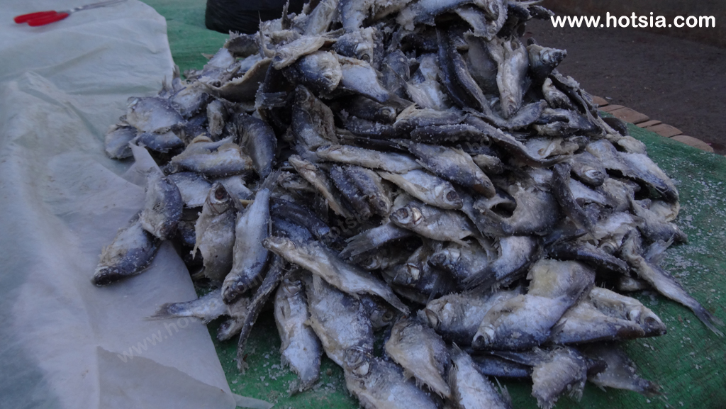 เที่ยวพม่า เมืองตองยี รัฐฉาน พม่า ตลาดเช้าในเมืองตองยี รัฐฉาน พม่า