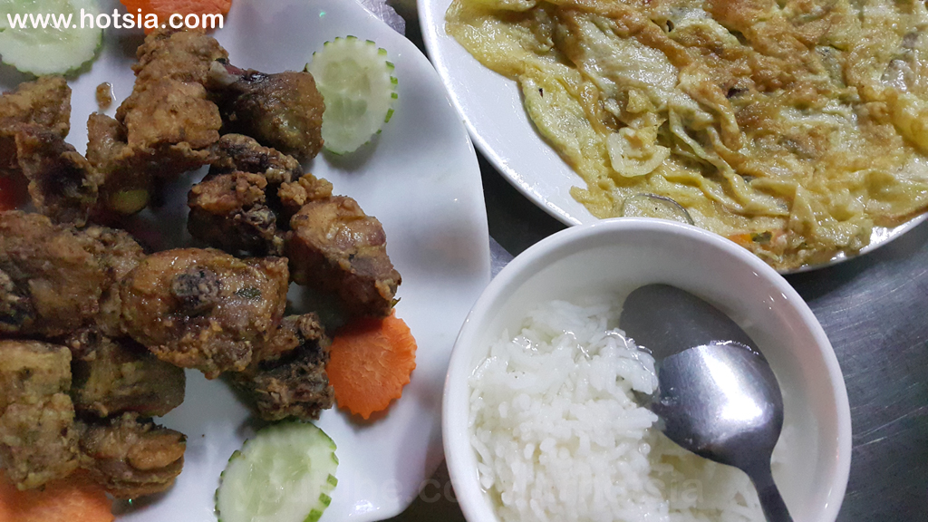 แบกเป้เที่ยวย่างกุ้ง ร้านอาหารอร่อยในย่างกุ้ง
