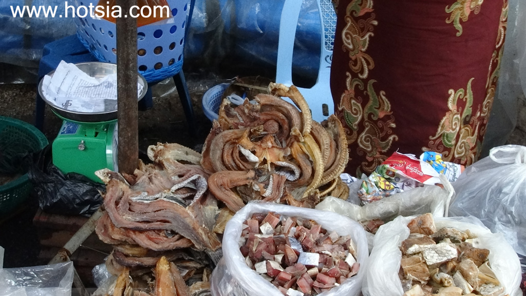 เที่ยวย่างกุ้งพม่าด้วยตัวเอง ตลาดรถผ่านได้ ย่างกุ้ง
