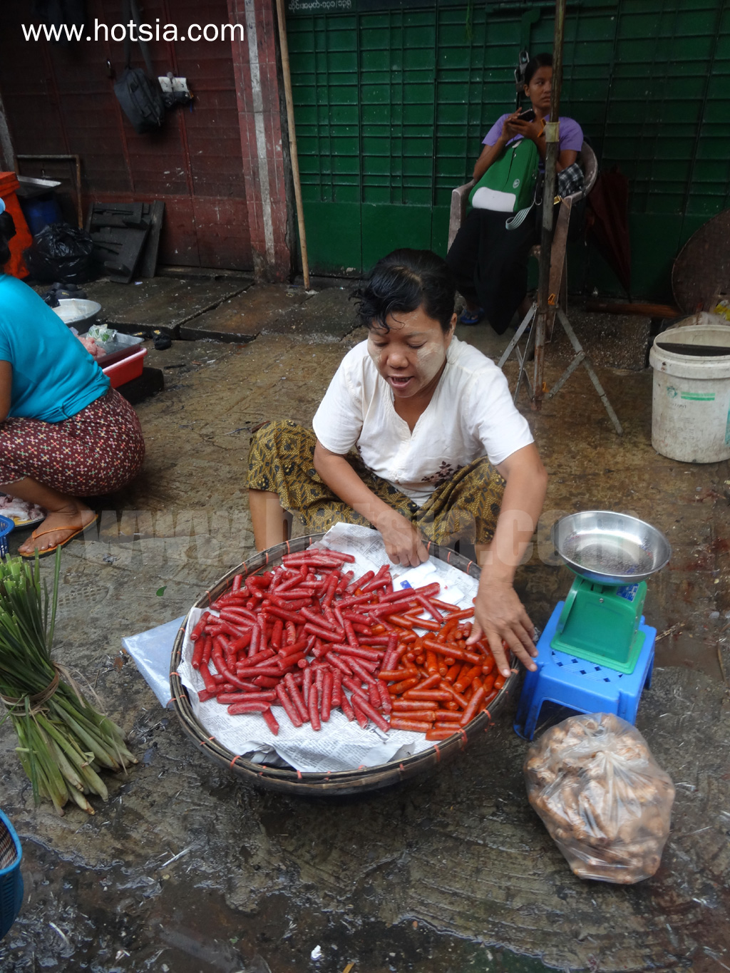 เที่ยวย่างกุ้งพม่าด้วยตัวเอง ตลาดเช้าย่างกุ้ง