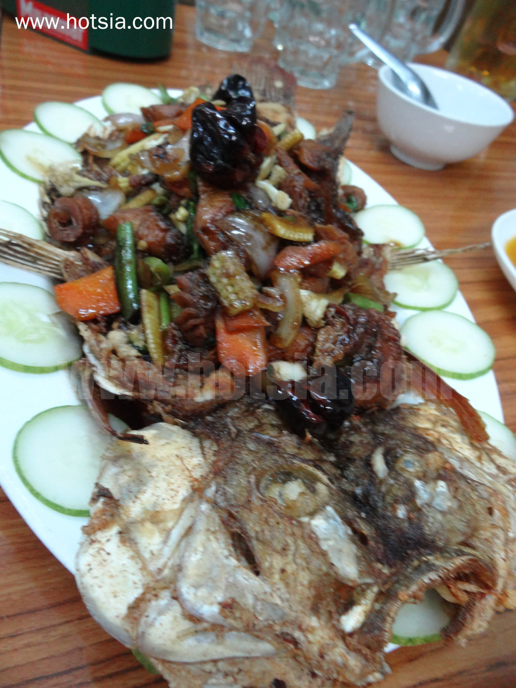 เที่ยวย่างกุ้งพม่าด้วยตัวเอง อาหารไทยใหญ่ในย่างกุ้ง