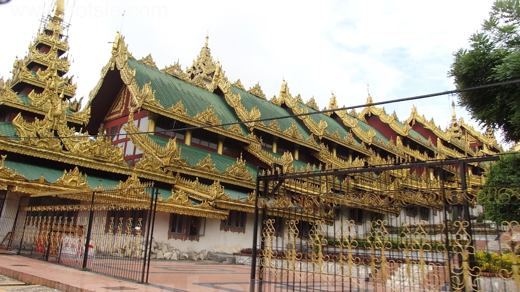 เที่ยวย่างกุ้งพม่าด้วยตัวเอง พระมหาเจดีย์ชเวดากอง ย่างกุ้ง พม่า