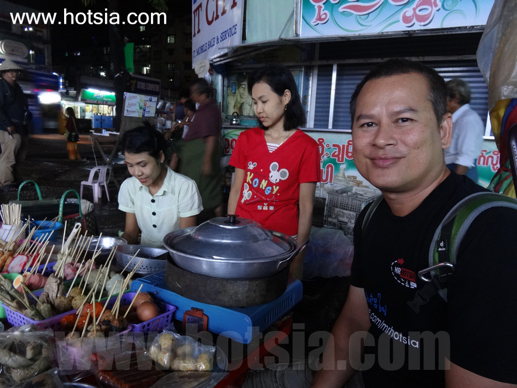 เที่ยวย่างกุ้งพม่าด้วยตัวเอง อาหารข้างถนนในย่างกุ้ง