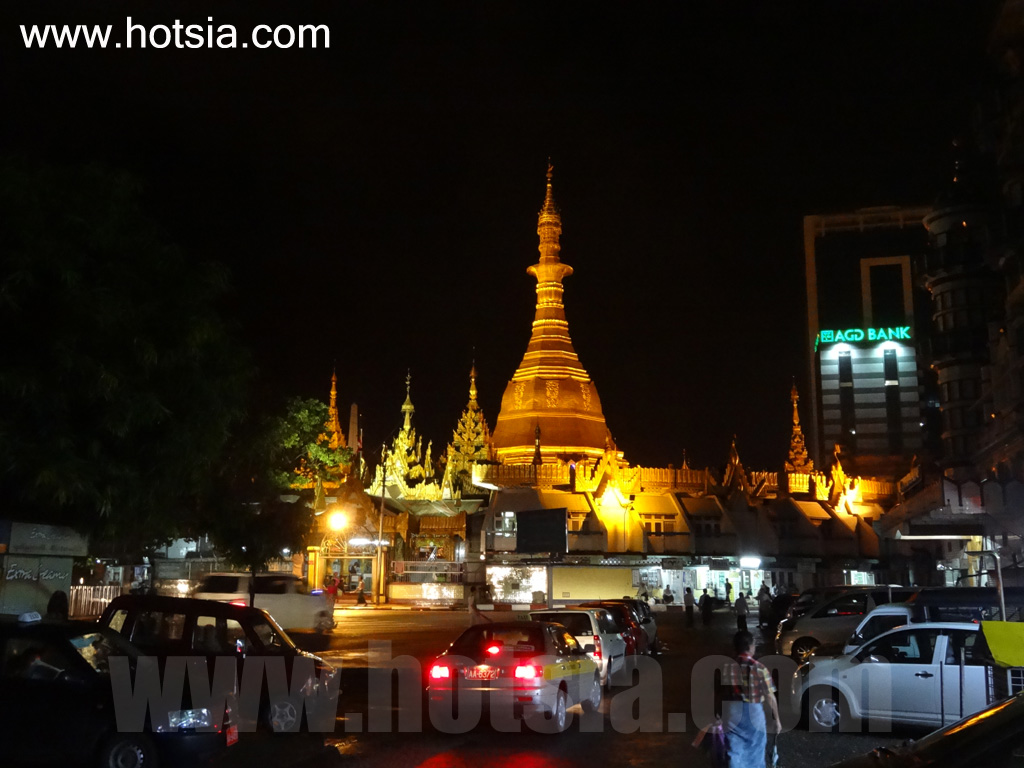 เที่ยวย่างกุ้งพม่าด้วยตัวเอง เจดีย์สุเหร่ ย่างกุ้ง(Sule Pagoda)