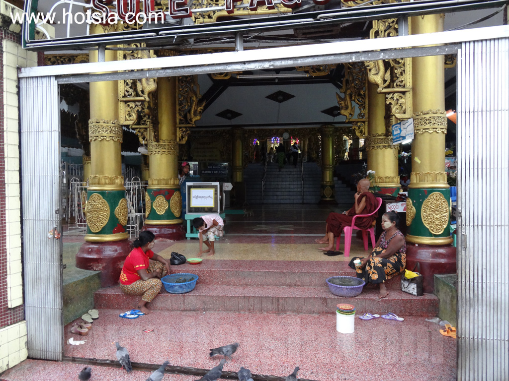 เที่ยวย่างกุ้งพม่าด้วยตัวเอง เจดีย์สุเหร่ ย่างกุ้ง(Sule Pagoda)