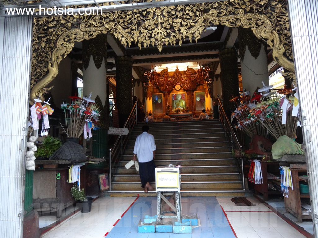 เที่ยวย่างกุ้งพม่าด้วยตัวเอง เจดีย์สุเหร่ ย่างกุ้ง(Sule Pagoda)