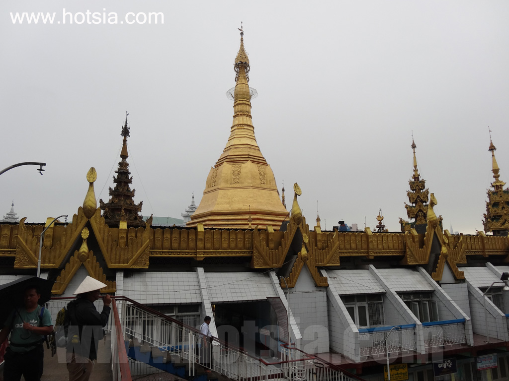 เที่ยวย่างกุ้งพม่าด้วยตัวเอง เจดีย์สุเหร่ ย่างกุ้ง(Sule Pagoda)