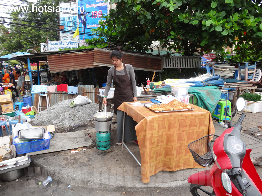 อยุธยา ตลาดเช้าสถานีรถไฟอยุธยา