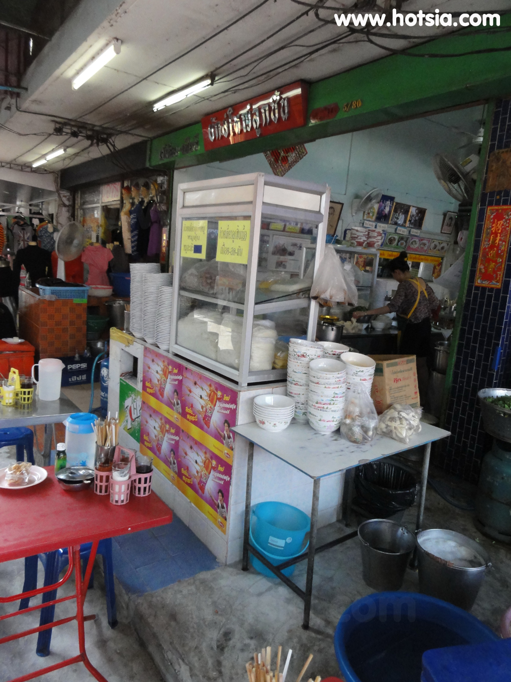 เที่ยวอยุธยา ก๋วยเตี๋ยวยักษ์ใหญ่ อยุธยา