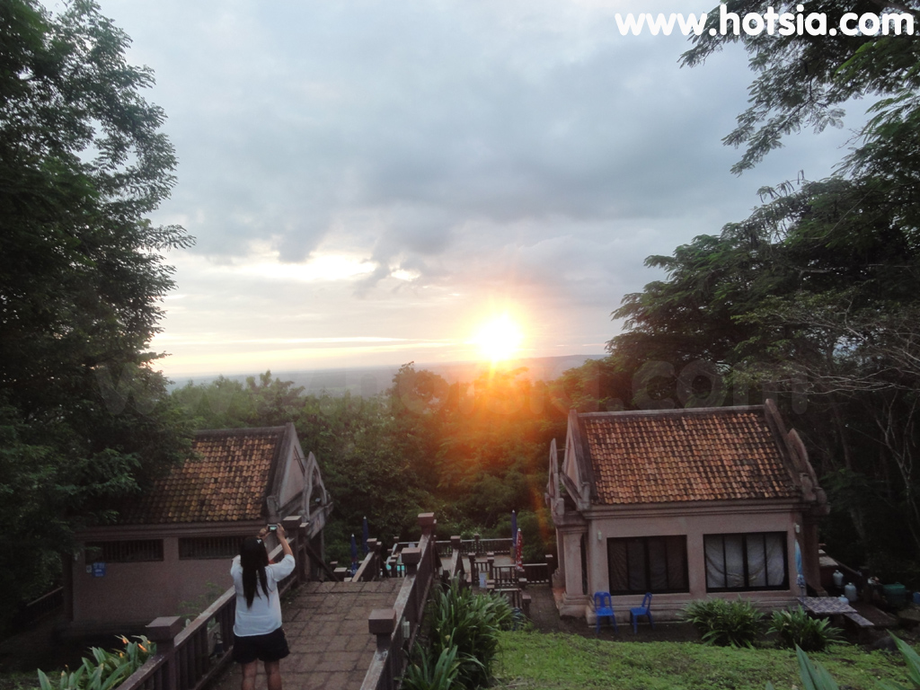 เที่ยวบุรีรัมย์ ปราสาทหินพนมรุ้ง