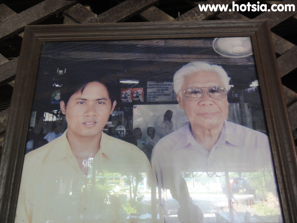 เที่ยวชัยนาท ร้านต้นตะขบ ชัยนาท