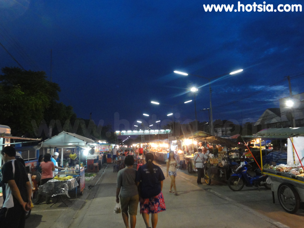 เที่ยวชัยภูมิ ถนนคนเดินชัยภูมิ