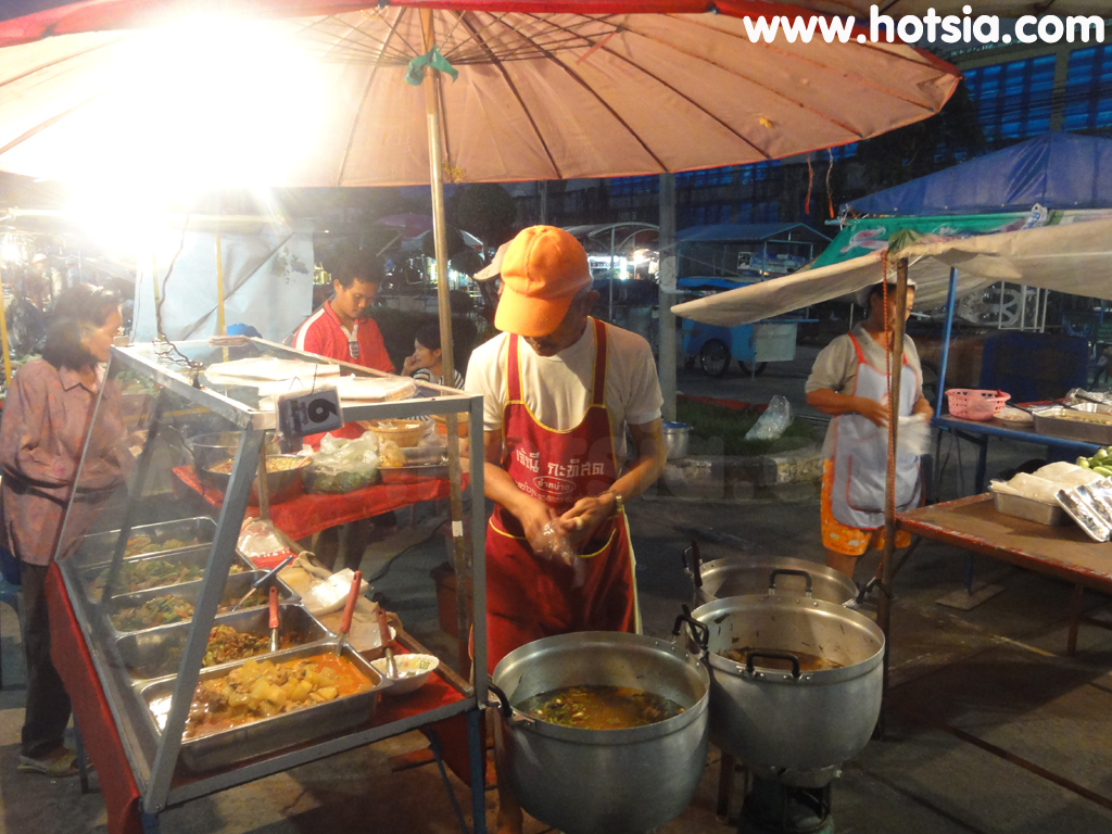 เที่ยวชัยภูมิ ถนนคนเดินชัยภูมิ