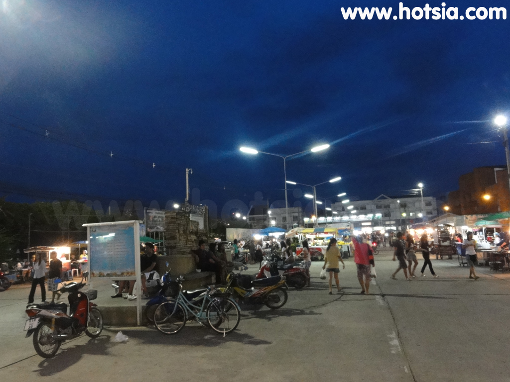 เที่ยวชัยภูมิ ถนนคนเดินชัยภูมิ