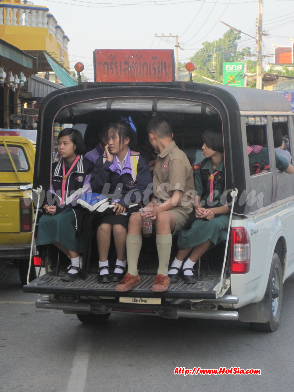 เที่ยวเชียงใหม่ เที่ยวอำเภอพร้าว
