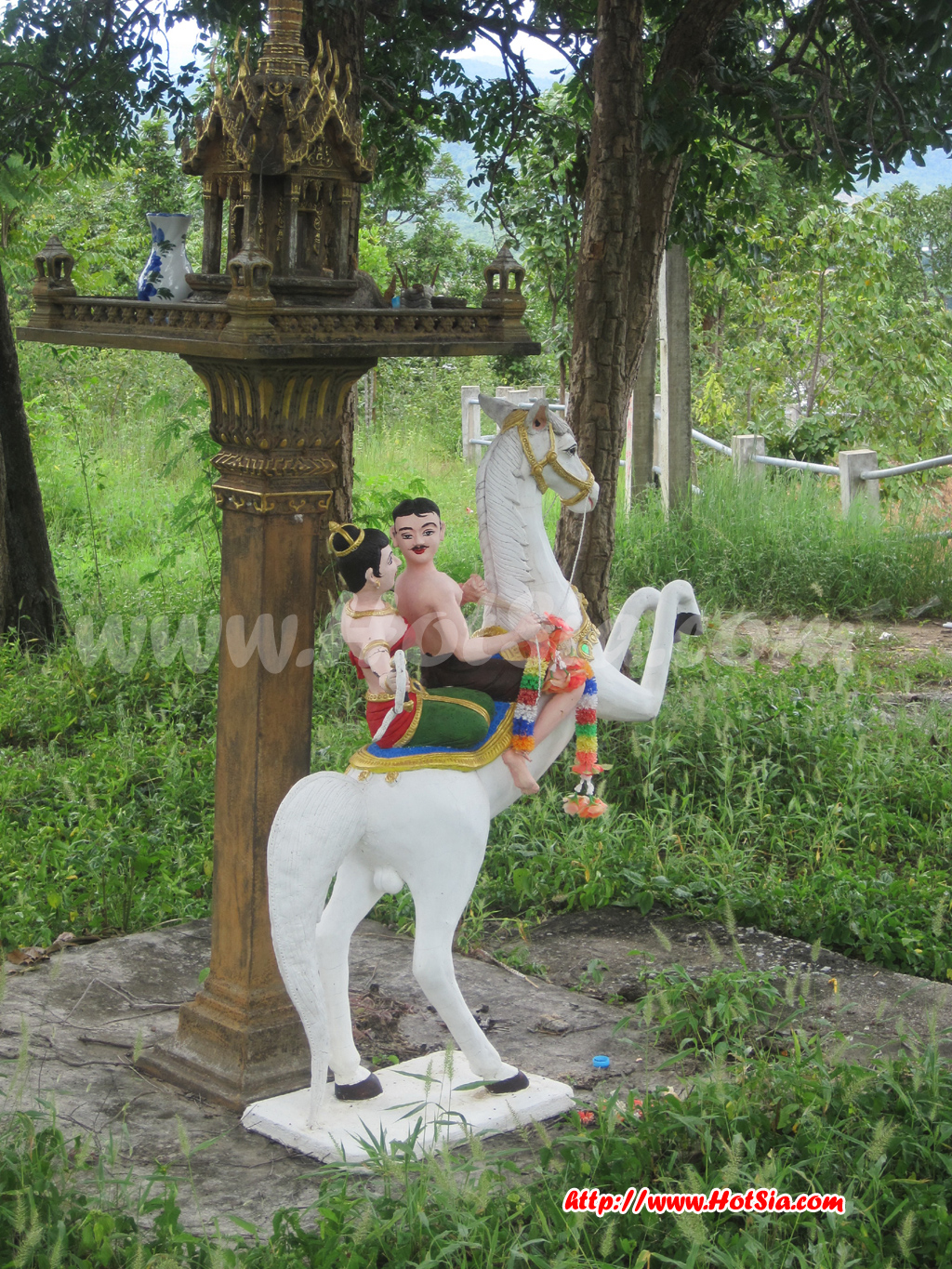 เชียงใหม่ ผาวิ่งชู้เมืองฮอด
