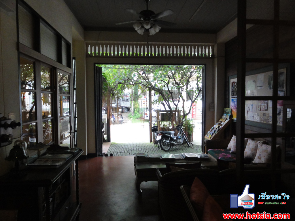 เที่ยวเชียงใหม่ บ้านเสลา เกรสเฮ้าส์กลางนิมมานเหมินทร์