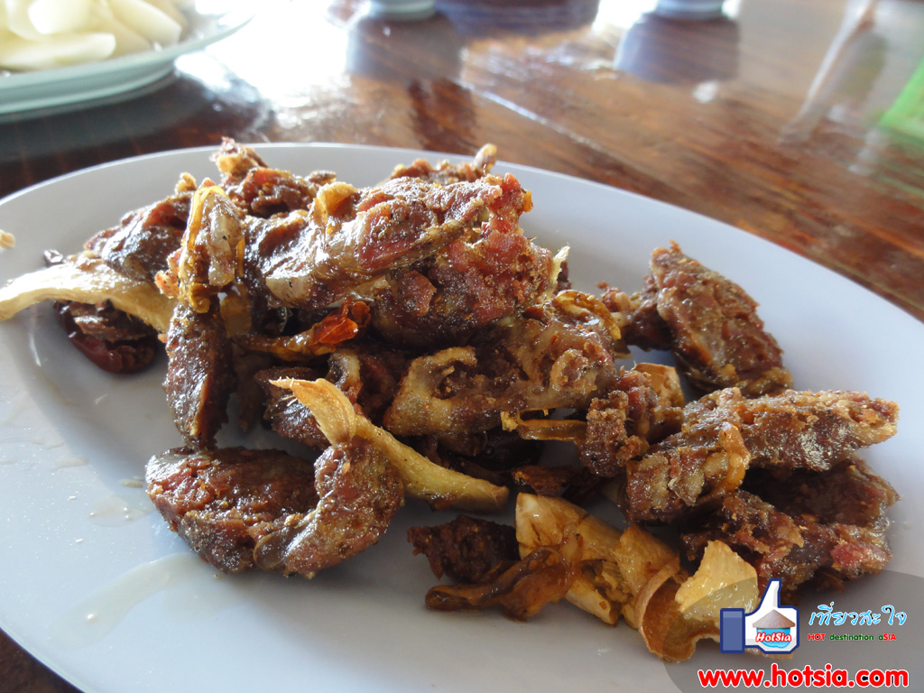 เที่ยวเชียงราย ร้านอาหารบ้านดิน