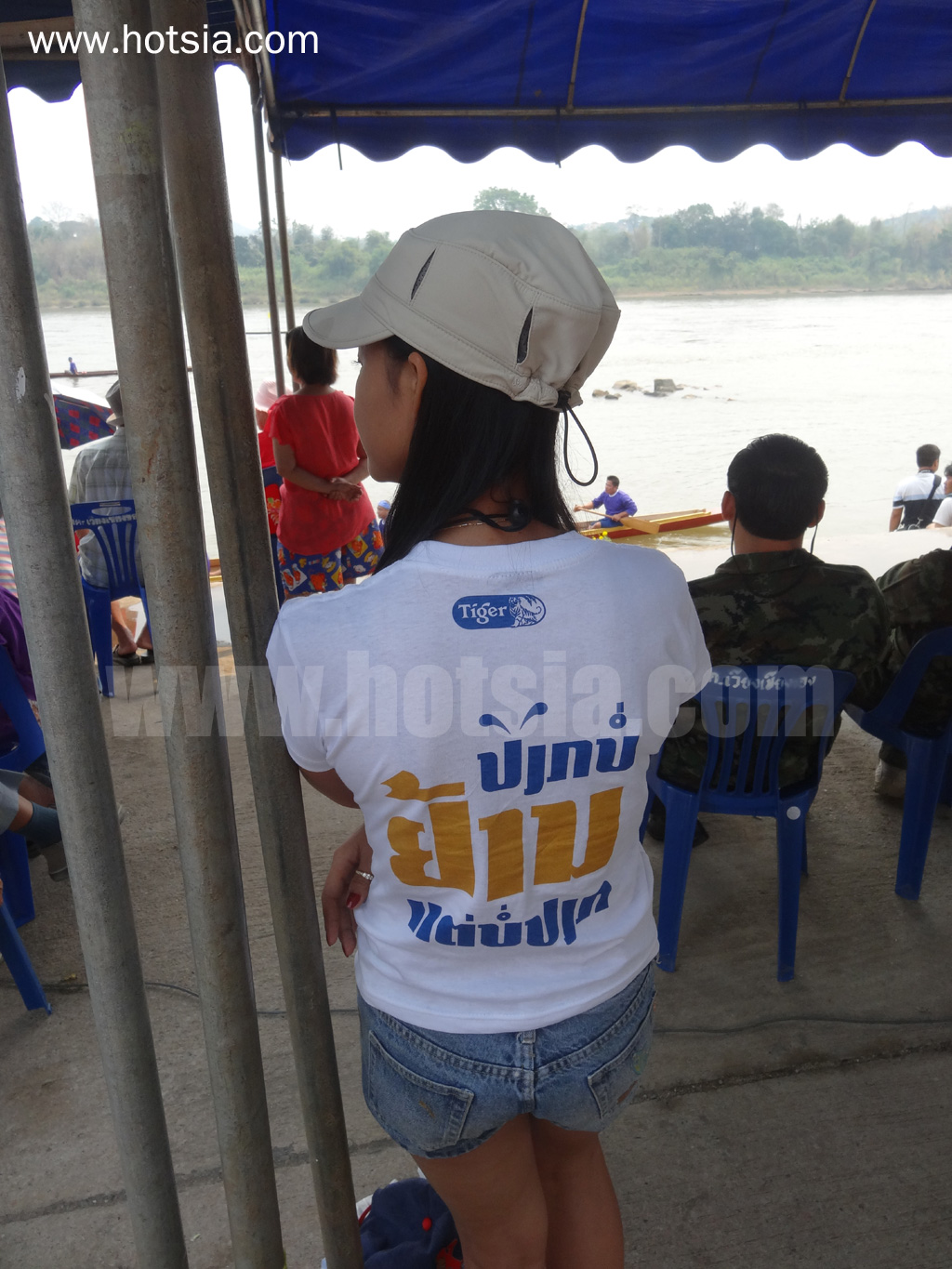 เที่ยวเชียงราย แข่งเรือพายสงกรานต์เชียงของ