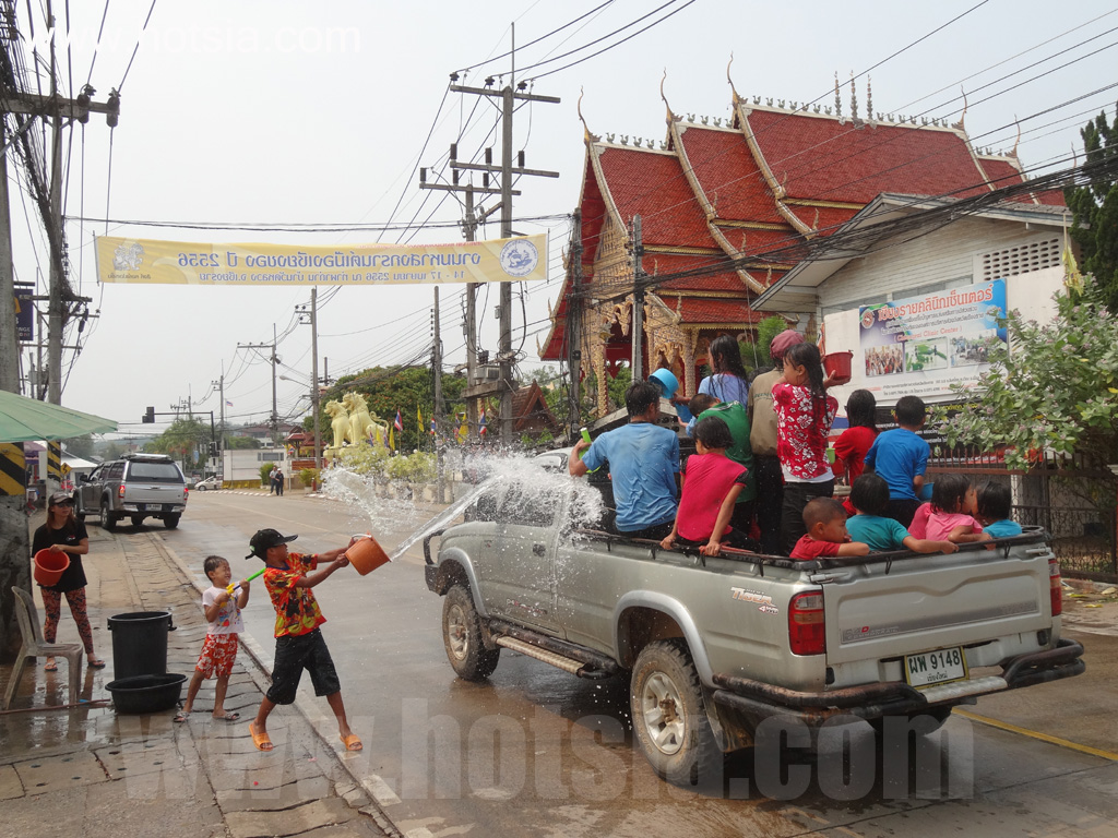 เที่ยวเชียงราย สงกรานต์เชียงของ