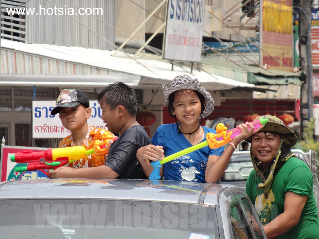 เที่ยวเชียงราย สงกรานต์เชียงของ
