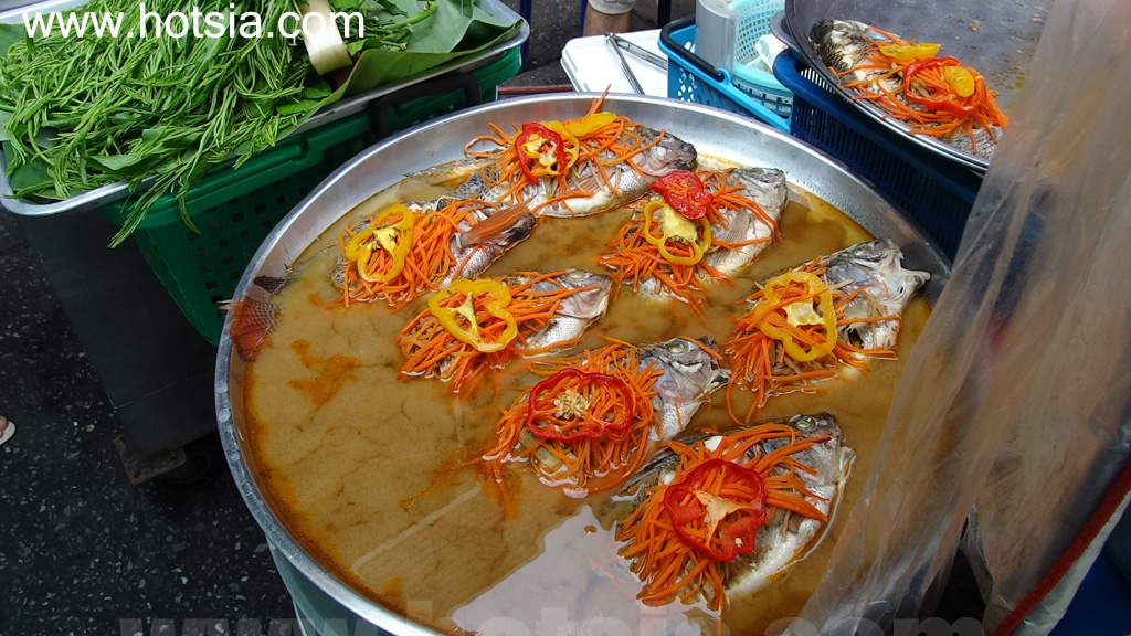 เมืองเชียงราย ตลาดเย็นเมืองเชียงราย