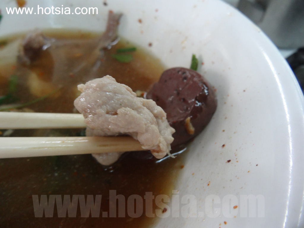 เที่ยวเชียงราย สุดยอดต้มเลือดหมูจิงจูฉ่าย
