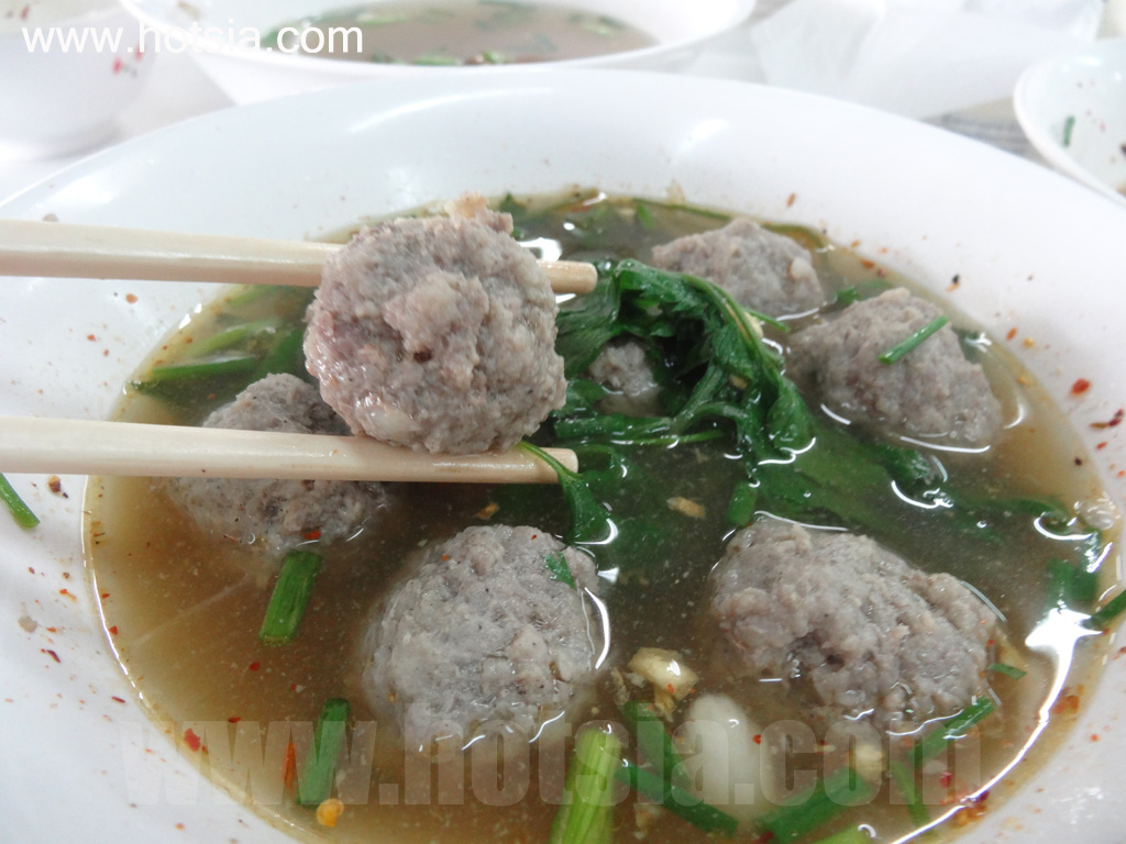 เที่ยวเชียงราย สุดยอดต้มเลือดหมูจิงจูฉ่าย