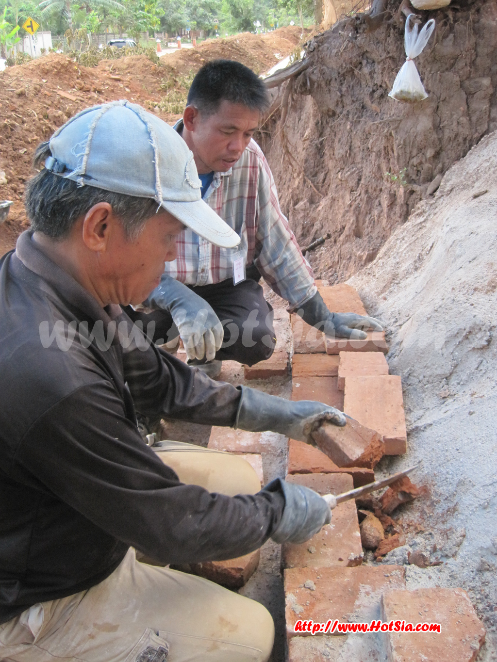 กำแพงเมืองเชียงแสน