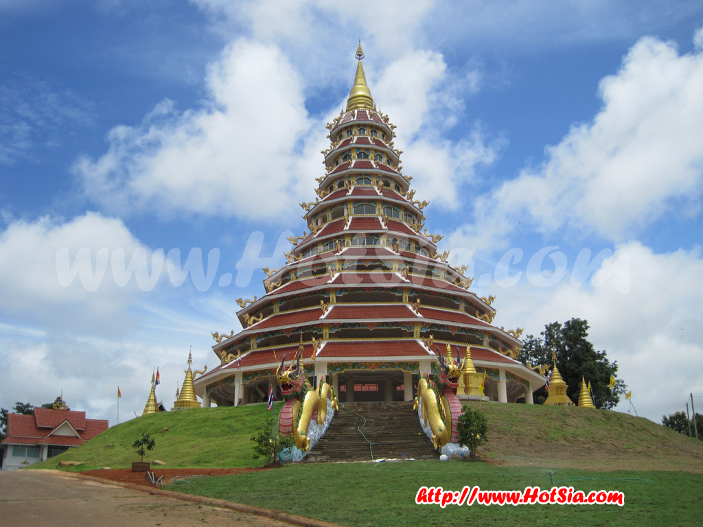 เชียงราย พบโชคธรรมเจดีย์ โดยพระอาจารย์พบโชค วัดห้วยปลากั้ง จังหวัดเชียงราย