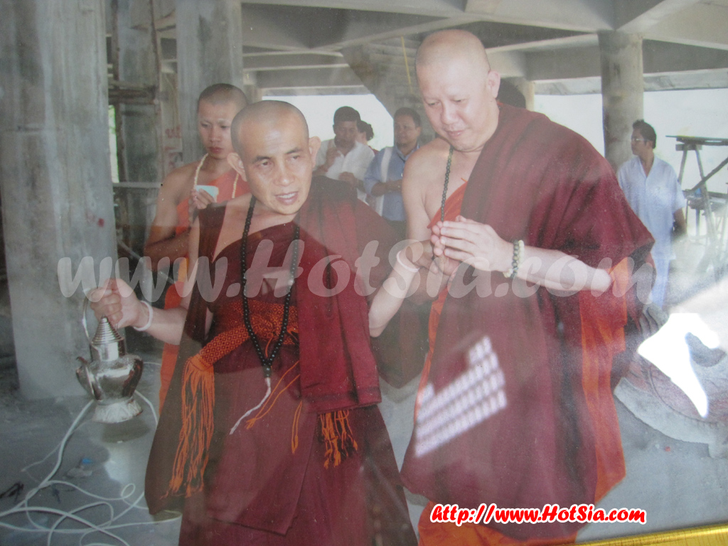 เชียงราย พบโชคธรรมเจดีย์ โดยพระอาจารย์พบโชค วัดห้วยปลากั้ง จังหวัดเชียงราย