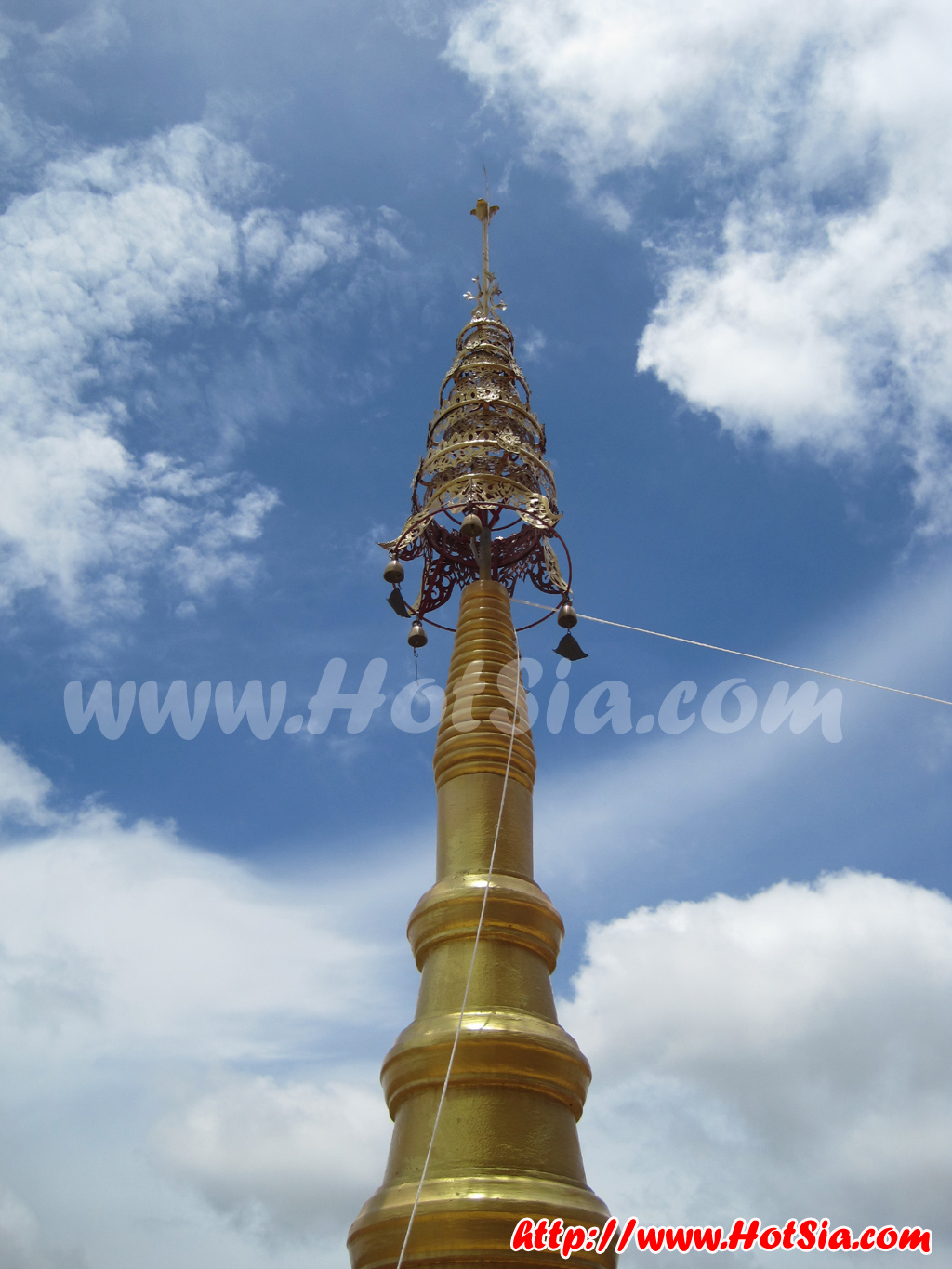 เชียงราย พบโชคธรรมเจดีย์ โดยพระอาจารย์พบโชค วัดห้วยปลากั้ง จังหวัดเชียงราย