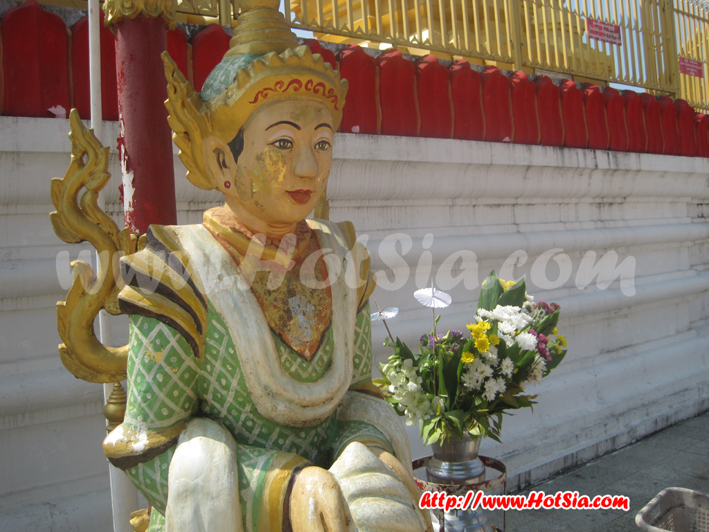 เชียงราย แม่สาย เจดีย์ชเวดากอง ท่าขี้เหล็ก เชียงตุง พม่า
