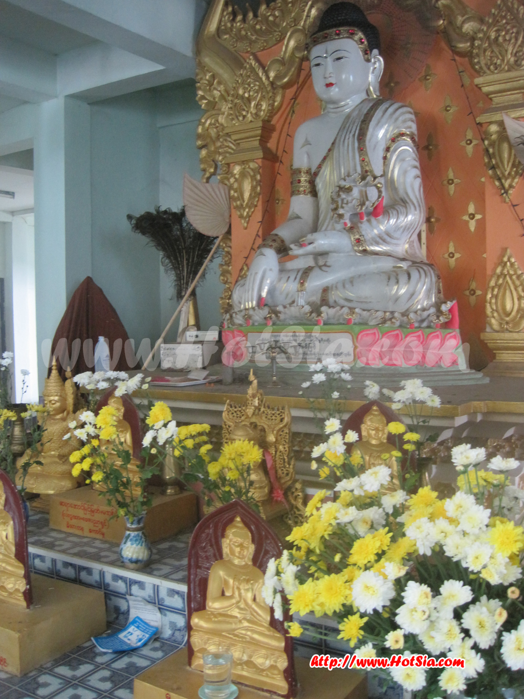 เชียงราย แม่สาย วัดพระหยก แม่สาย ท่าขี้เหล็ก เชียงตุง พม่า