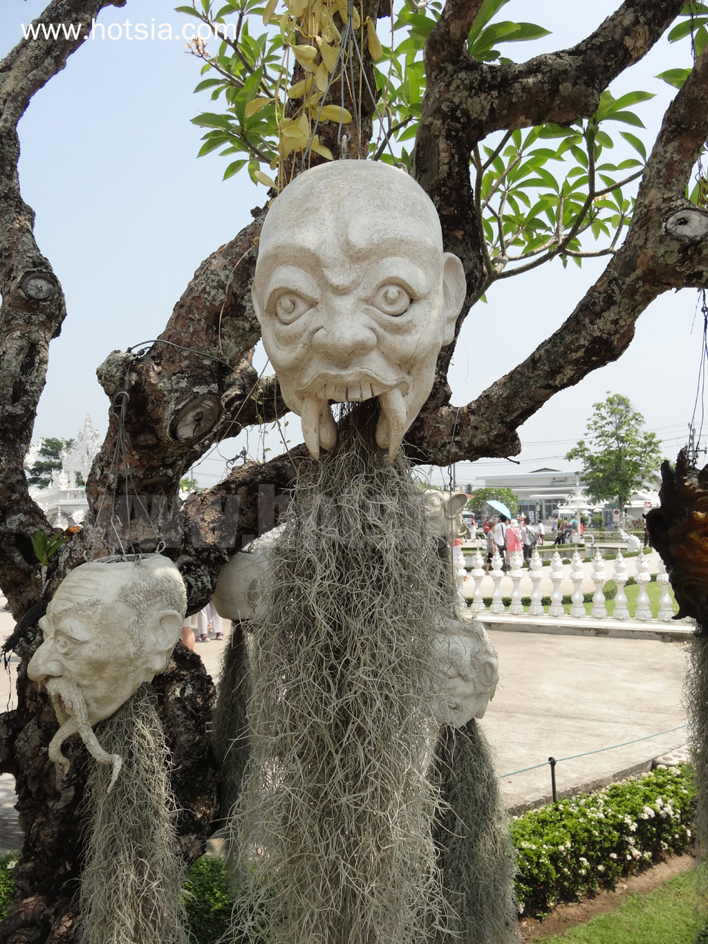 เมืองเชียงราย วัดร่องขุ่น วัดสีขาวเมืองเชียงราย